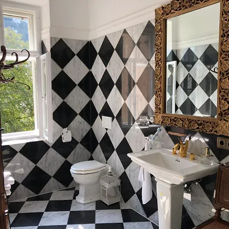 Bed & Breakfast Sarah's Altstadt Oase Salisburgo